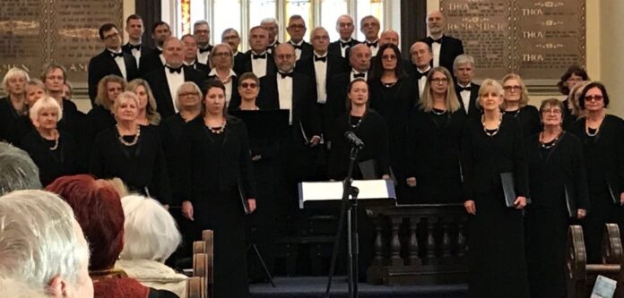 2dainuoja-volunge-1078x516 A Lithuanian Choir at the Niagara Music Festival